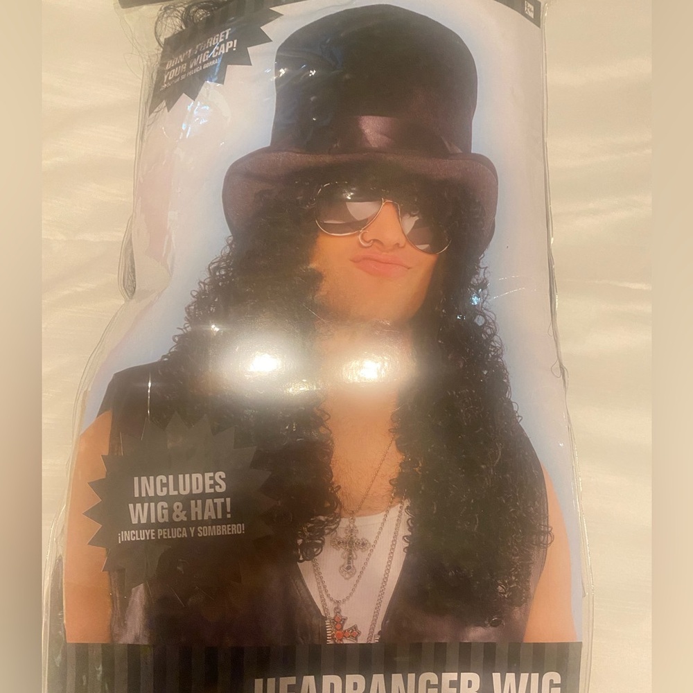 Slash wig with hat